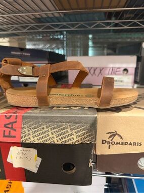 Comfortfusse Women’s Grady Strappy Tan Leather Sandals Size 5 M US